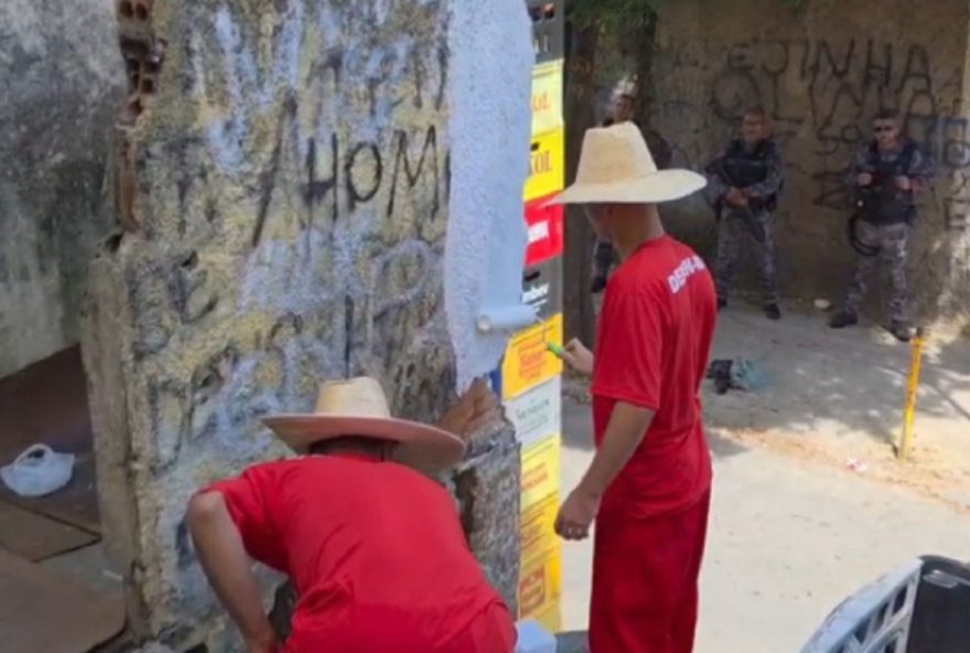 operacao-do-diario-do-estado-apaga-simbolos-de-faccoes-no-aglomerado-da-serra2C-maior-comunidade-de-bh operacao-do-diario-do-estado-apaga-simbolos-de-faccoes-no-aglomerado-da-serra2C-maior-comunidade-de-bh