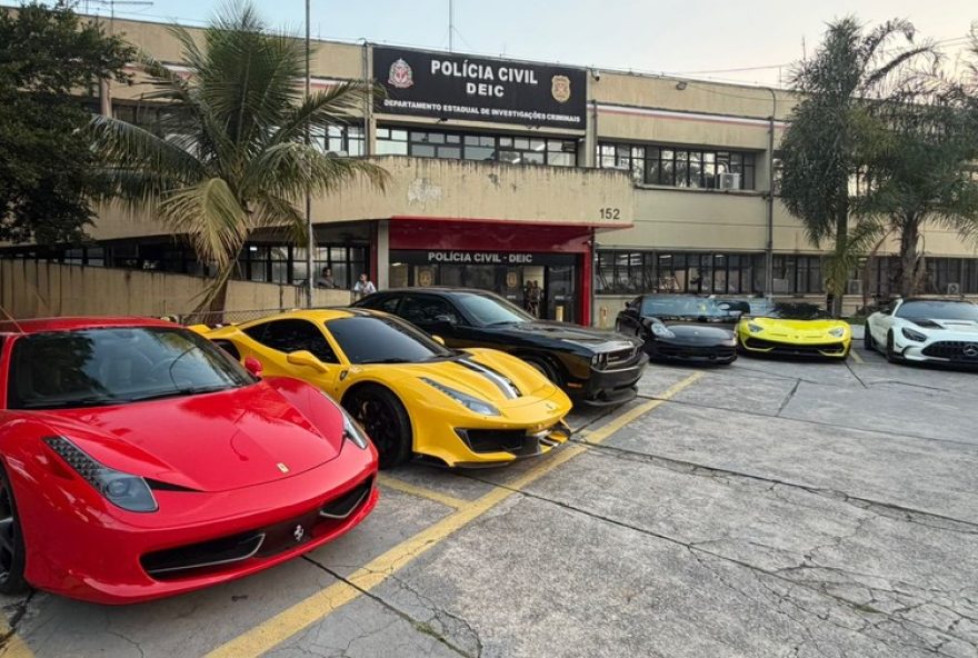operacao-em-sp-apreende-carros-de-luxo-e-dinheiro-em-especie operacao-em-sp-apreende-carros-de-luxo-e-dinheiro-em-especie