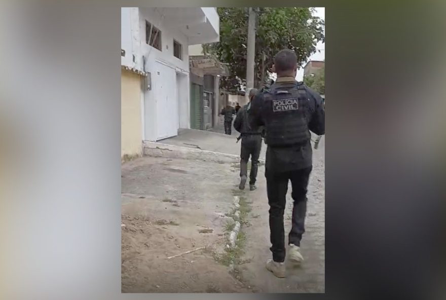 operacao-firewall-da-126a-dp-desarticula-hackers-do-comando-vermelho operacao-firewall-da-126a-dp-desarticula-hackers-do-comando-vermelho