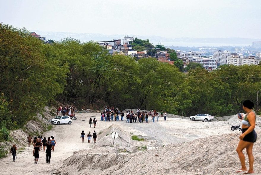 operacao-na-mata-da-vacaria-busca-por-corpos-e-o-envolvimento-da-comunidade-no-rio-de-janeiro