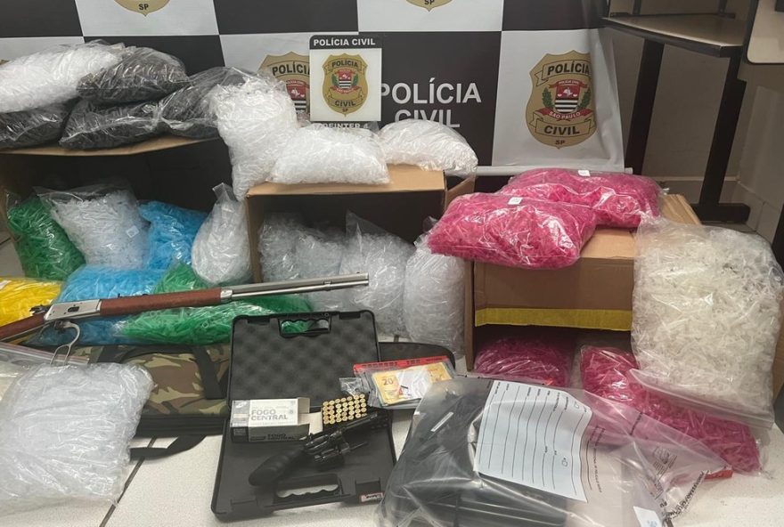 operacao-policial-apreende-armas2C-drogas-e-dinheiro-em-esquema-de-trafico-em-marilia3A-um-passo-contra-o-crime-organizado