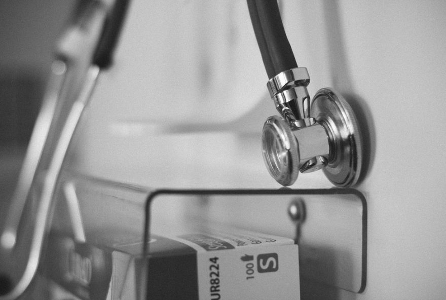 operacao-policial-desmantela-esquema-de-lavagem-de-dinheiro-em-empresas-de-saude-em-brasilia.-policia-cumpre-mandados-em-areas-nobres-da-cidade