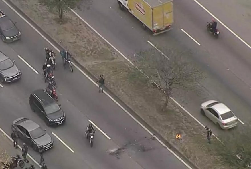 operacao-policial-na-vila-kennedy-resulta-em-interdicoes-e-prisoes-na-avenida-brasil3A-impactos-e-desafios-na-seguranca-publica