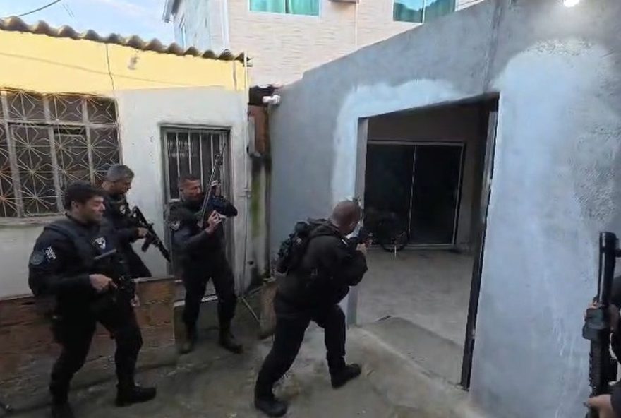 operacao-refinaria-livre-policia-civil-desmantela-associacao-criminosa-na-baixada-fluminense