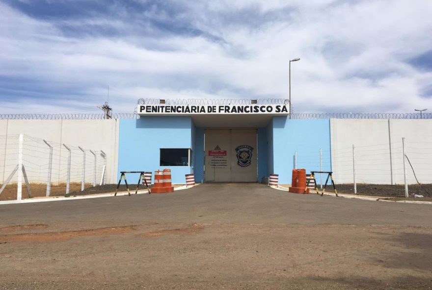 operacao-regato3A-combate-a-entrada-de-drogas-em-penitenciaria-de-francisco-sa