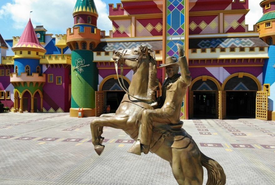 oportunidade-de-trabalho-em-penha3A-beto-carrero-world-oferece-200-vagas-para-diferentes-areas oportunidade-de-trabalho-em-penha3A-beto-carrero-world-oferece-200-vagas-para-diferentes-areas