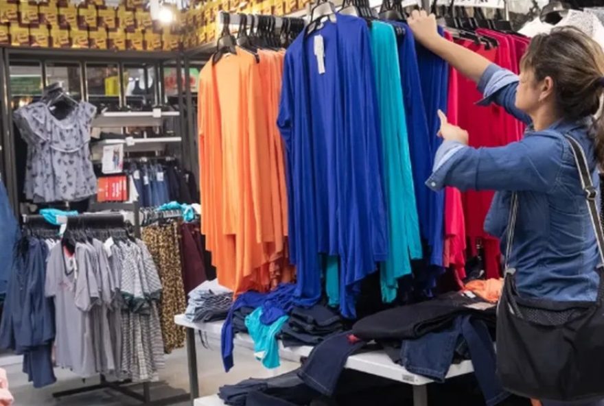 oportunidades-de-emprego-temporario-no-ceara3A-mais-de-3-mil-vagas-disponiveis-para-o-fim-de-ano.-cadastre-se-agora