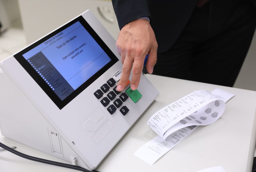 oposicao-busca-aprovacao-do-voto-impresso-no-senado-em-meio-a-julgamento-de-bolsonaro