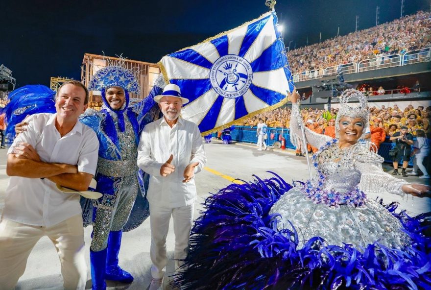oposicao-critica-desfile-em-homenagem-a-lula-e-novo-promete-pedir-inelegibilidade oposicao-critica-desfile-em-homenagem-a-lula-e-novo-promete-pedir-inelegibilidade