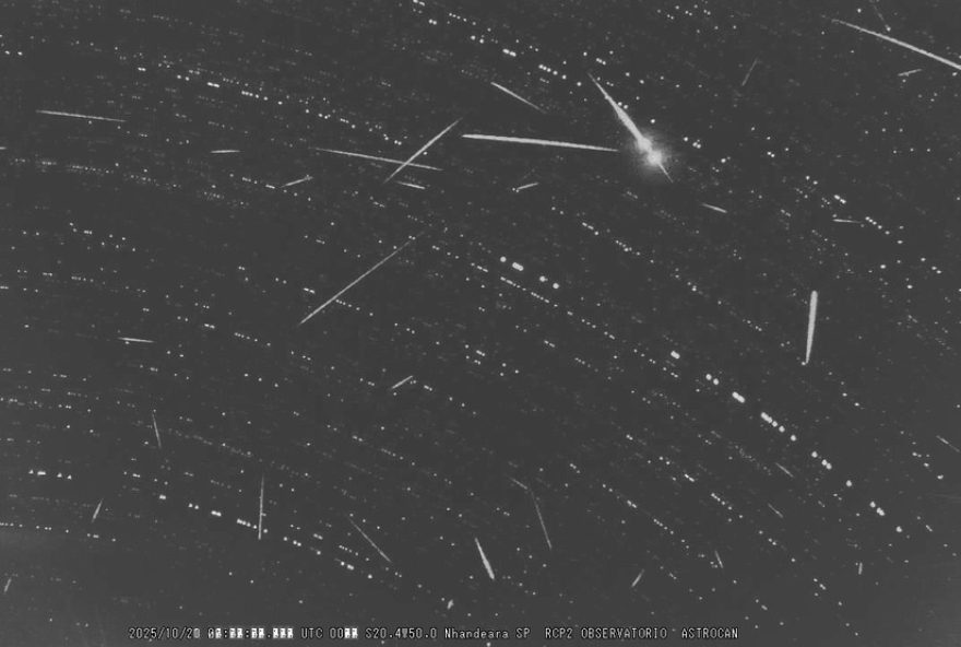 orionideas3A-chuva-de-meteoros-do-cometa-halley-ilumina-noroeste-paulista