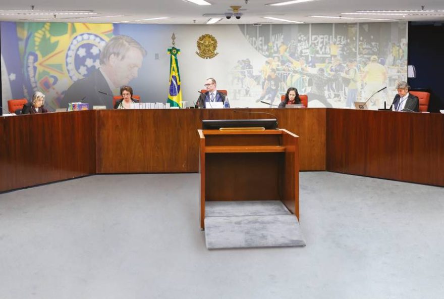 os-bastidores-no-stf-antes-do-julgamento-historico-de-bolsonaro