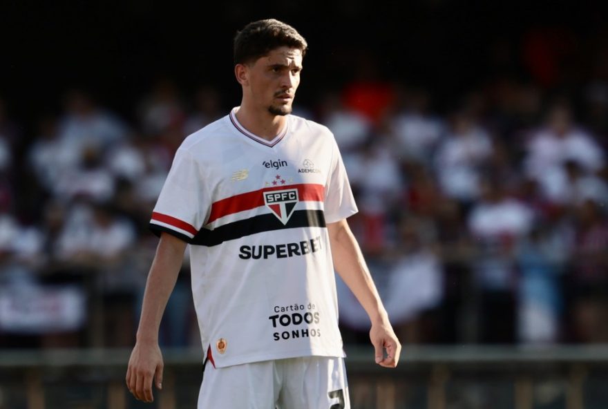 pablo-maia-suspenso-para-confronto-crucial-do-sao-paulo-pos-data-fifa