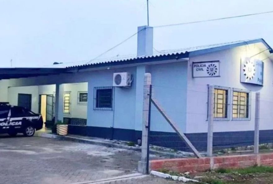 padre-condenado-por-estupro-e-preso-na-serra-gaucha-apos-celebrar-missa padre-condenado-por-estupro-e-preso-na-serra-gaucha-apos-celebrar-missa