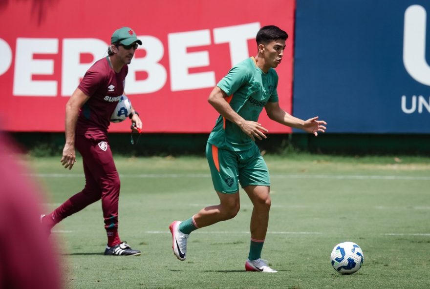 pai-de-lezcano-descarta-saida-do-fluminense-para-o-cerro3A-22lutar-pela-vaga-e-a-prioridade22