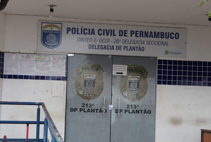pai-preso-por-torturar-filha-em-petrolina3A-conselho-tutelar-e-pm-agem-no-resgate