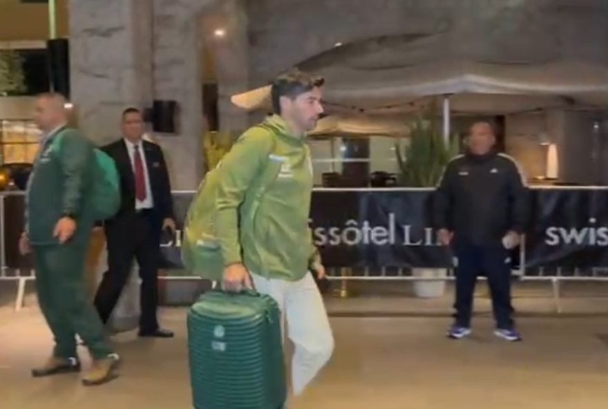palmeiras-desembarca-em-lima-para-oitavas-da-libertadores-sem-tres-pecas-chave3A-rocha2C-fuchs-e-veiga