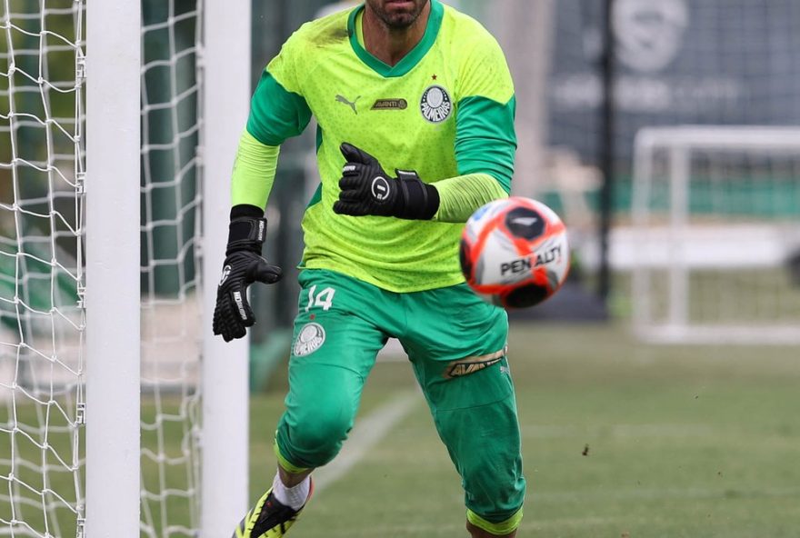 palmeiras-renova-contrato-de-marcelo-lomba-para-temporada-2025