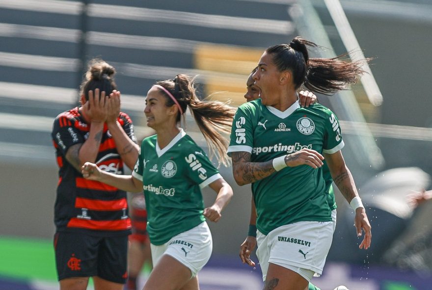 palmeiras-vence-flamengo-e-avanca-as-semifinais-do-brasileirao-feminino2C-enfrentando-o-cruzeiro