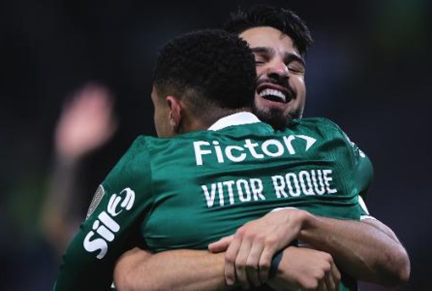 palmeiras-vence-river-plate-de-virada-em-jogo-tenso-e-avanca-na-libertadores