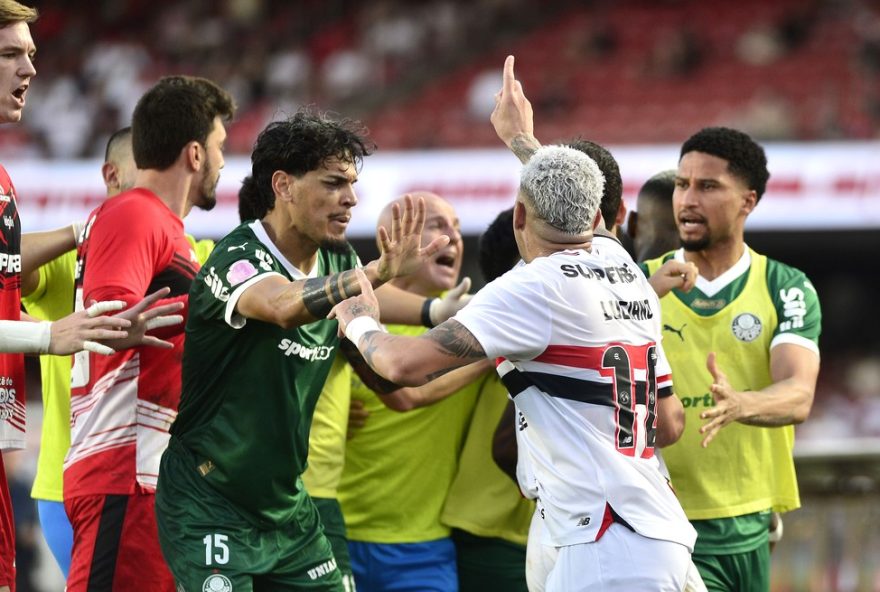 palmeiras-vence-sao-paulo-em-classico-marcado-por-polemicas-de-arbitragem