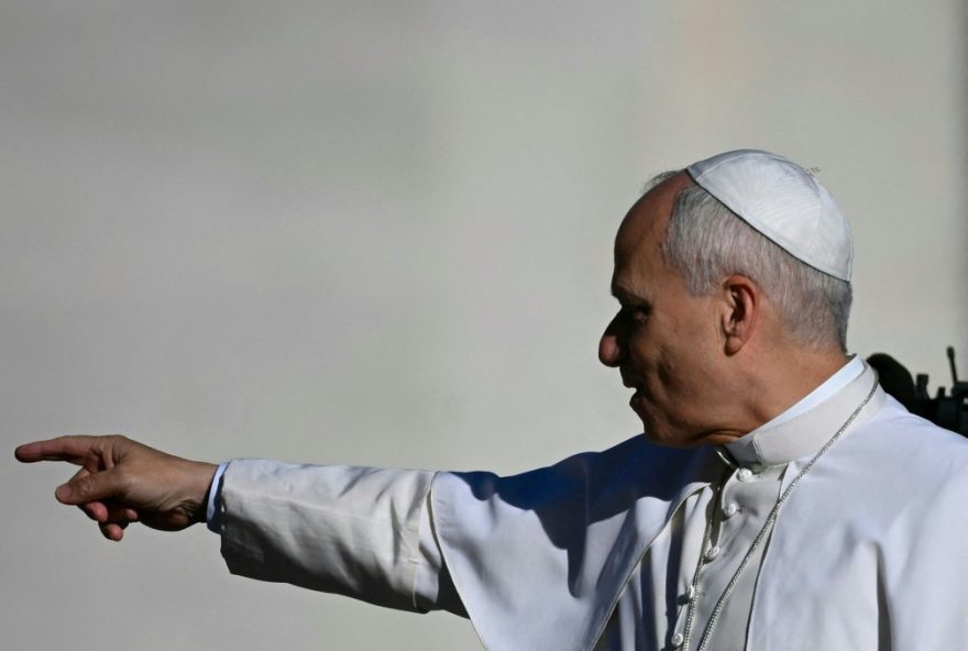 papa-leao-recebe-estrelas-de-hollywood-no-vaticano-para-encontro-unico-de-arte-e-fe-no-ano-santo-da-igreja