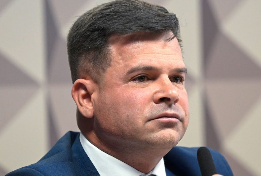 paraguay-expulsa-ex-jefe-policial-brasileno-condenado-por-la-trama-golpista-de-bolsonaro paraguay-expulsa-ex-jefe-policial-brasileno-condenado-por-la-trama-golpista-de-bolsonaro