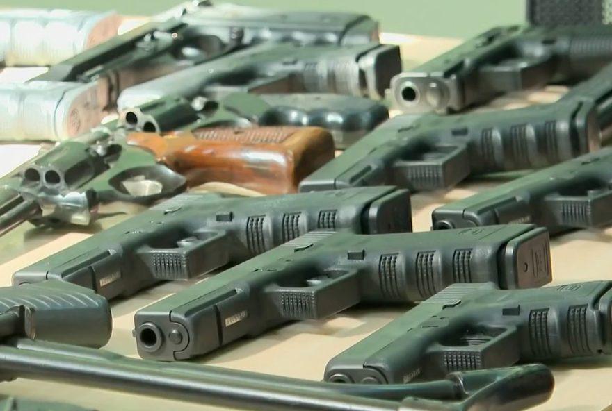 parana-tem-259-mil-armas-cadastradas2C-mais-da-metade-com-certificado-vencido