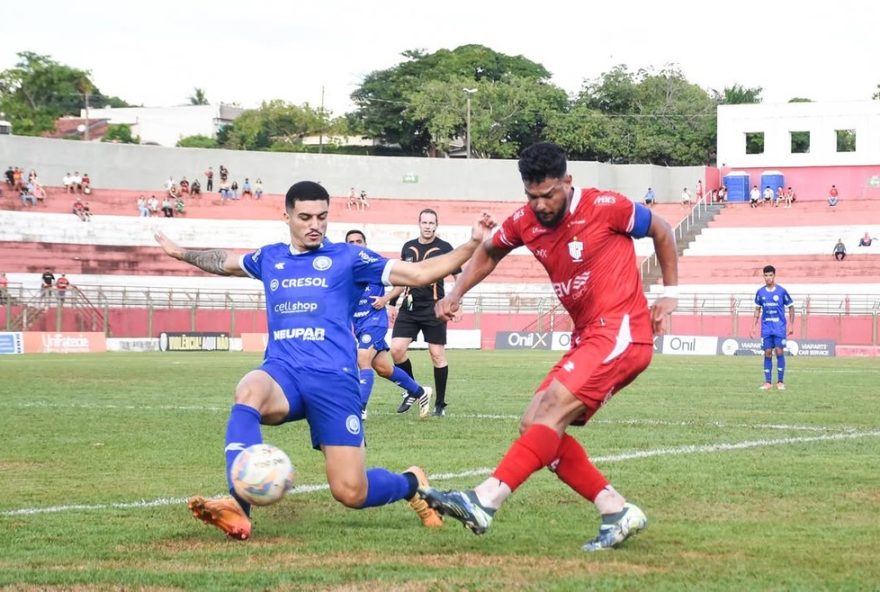 paranavai-e-foz-do-iguacu-empatam-em-0-a-0-na-semifinal-da-segunda-divisao-do-paranaense3A-decisao-em-aberto-para-o-confronto-de-volta
