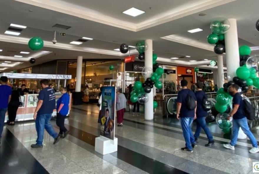 participe-da-liquidacao-julho-black-brasil-e-concorra-a-carros-eletricos-no-patio-limeira-shopping