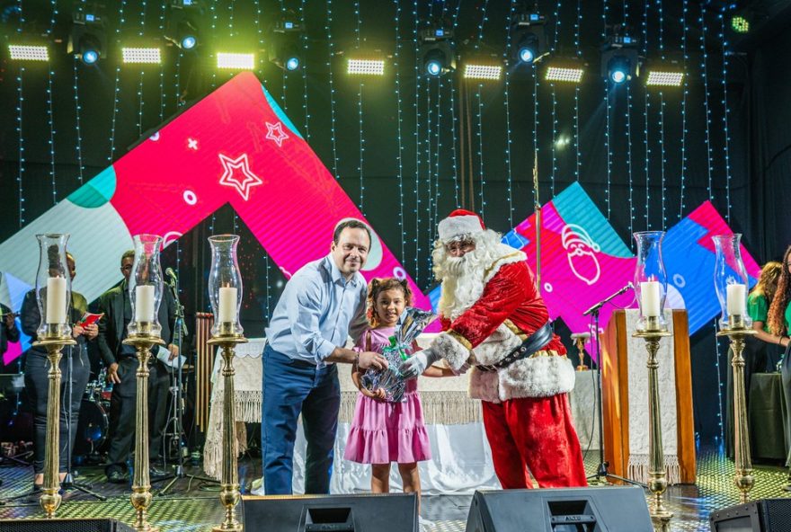 participe-do-22meu-pedido-de-natal223A-envie-sua-carta-e-faca-uma-crianca-feliz-no-natal-alegria-na-praca