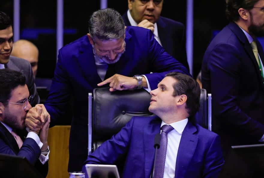 partidos-criticam-timing-da-reforma-administrativa-e-destacam-influencia-de-lira-no-exito-do-ir