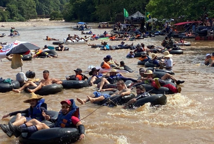 passeio-de-boia-no-rio-piracicaba3A-aventura-e-preservacao-ambiental-em-destaque