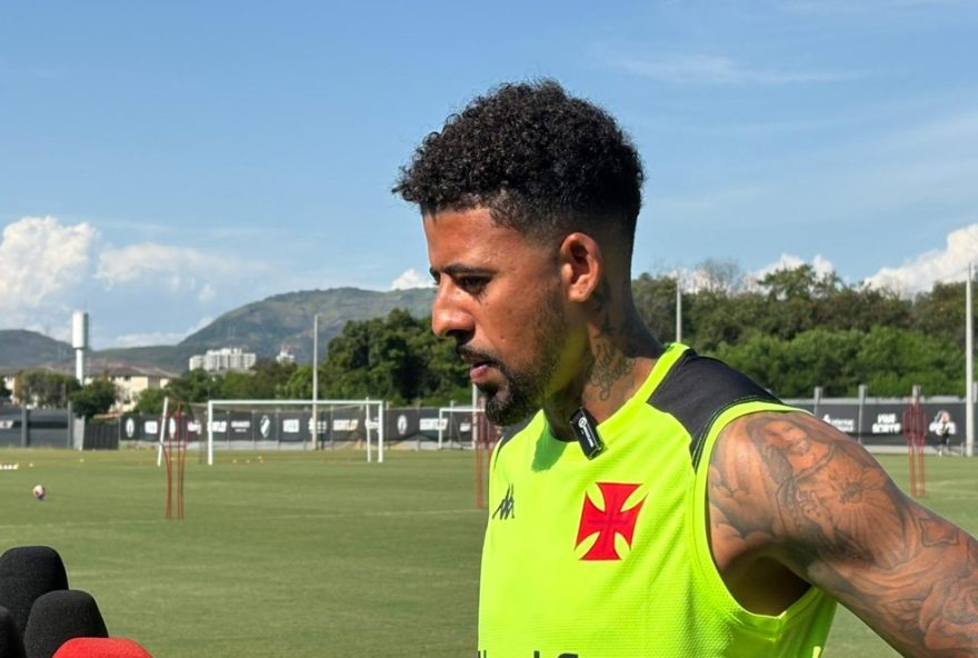 paulinho-cita-expectativa-com-carille-em-reapresentacao-no-vasco3A-22fazer-um-grande-ano-em-202522