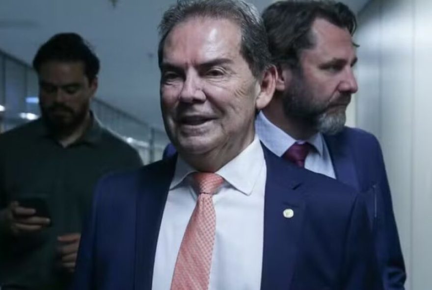 paulinho-da-forca-anuncia-pre-candidatura-ao-senado-e-recebe-apoio-de-hugo-motta paulinho-da-forca-anuncia-pre-candidatura-ao-senado-e-recebe-apoio-de-hugo-motta