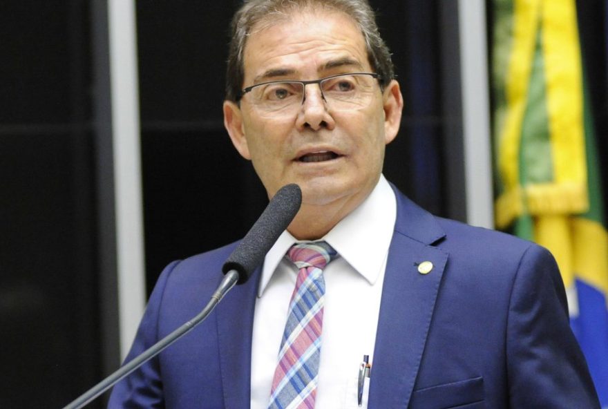 paulinho-da-forca-defende-mudanca-no-projeto-de-anistia-e-diz-que-bolsonaro-tera-pena-reduzida