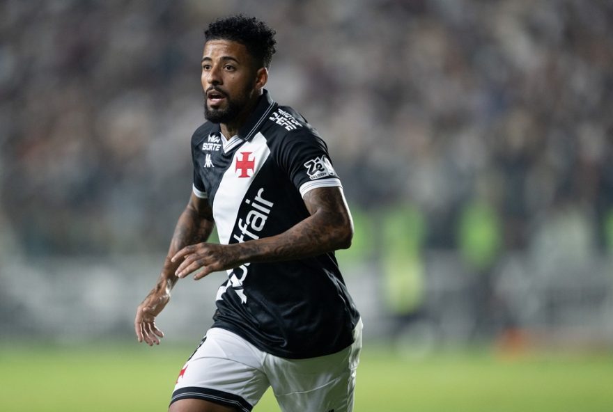 RJ - RIO DE JANEIRO - 22/07/2025 - COPA SUL-AMERICANA 2025, VASCO X INDEPENDIENTE DEL VALLE - Paulinho jogador do Vasco durante partida contra o Independiente del Valle no estadio Sao Januario pelo campeonato Copa Sul-americana 2025. Foto: Jorge Rodrigues/AGIF