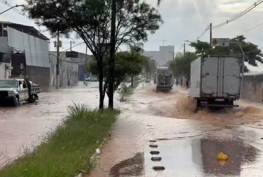 paulista-capital-tem-170-pontos-criticos-de-alagamento2C-revela-prefeitura3B-confira-as-principais-vias-afetadas-pela-enchente paulista-capital-tem-170-pontos-criticos-de-alagamento2C-revela-prefeitura3B-confira-as-principais-vias-afetadas-pela-enchente