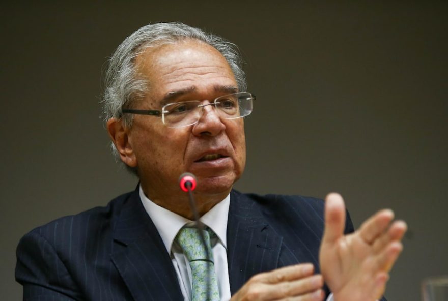 paulo-guedes-declara-total-apoio-a-possivel-eleicao-de-flavio-bolsonaro paulo-guedes-declara-total-apoio-a-possivel-eleicao-de-flavio-bolsonaro