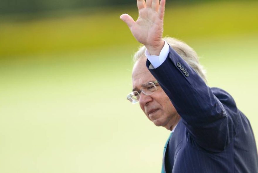 paulo-guedes-e-flavio-bolsonaro3A-o-dever-civico-do-ex-ministro-com-o-pais paulo-guedes-e-flavio-bolsonaro3A-o-dever-civico-do-ex-ministro-com-o-pais