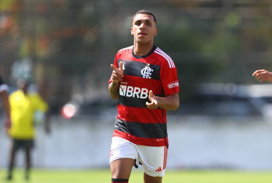 paysandu-oficializa-contratacao-do-jovem-atacante-petterson2C-promessa-do-flamengo