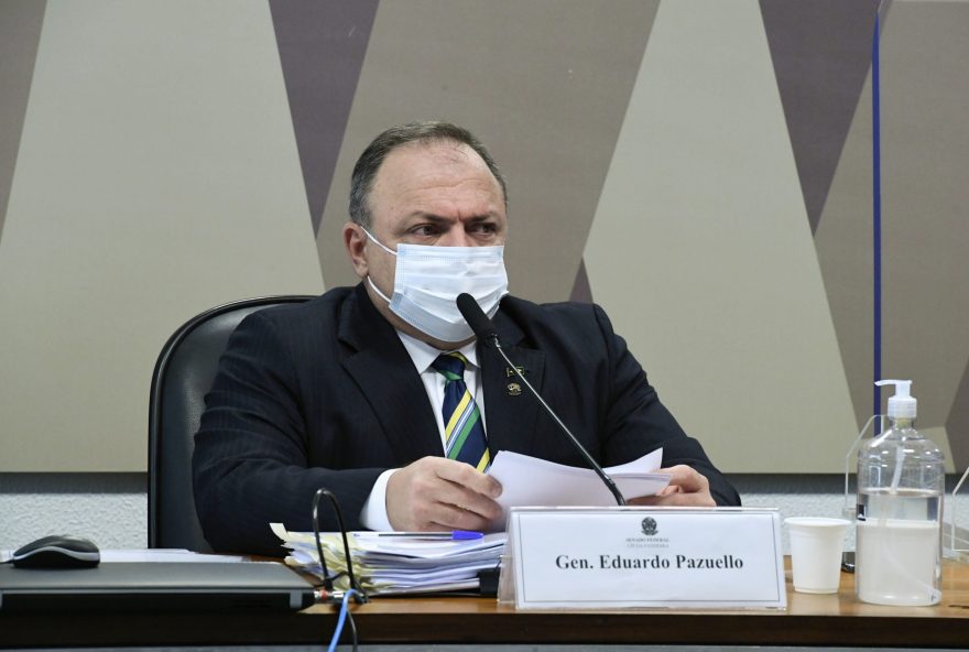 Comissão Parlamentar de Inquérito da Pandemia (CPIPANDEMIA) realiza oitiva do ex-ministro da Saúde. O objetivo é obter respostas sobre a conduta do ex-ministro nos dez meses em que esteve à frente do ministério, em pontos como postura governamental, isolamento social, vacinação, colapso em Manaus e omissão de dados.

Em pronunciamento, à mesa, ex-ministro da Saúde, general Eduardo Pazuello.

Foto: Edilson Rodrigues/Agência Senado