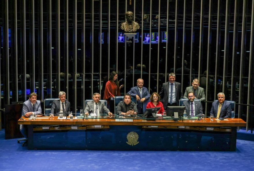 pec-da-blindagem-no-senado3A-polemicas-e-surpresas-na-tramitacao