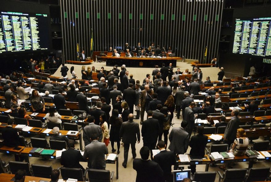 pec-limita-pagamento-de-precatorios-por-municipios3A-o-que-muda-e-como-impacta-as-financas-publicas
