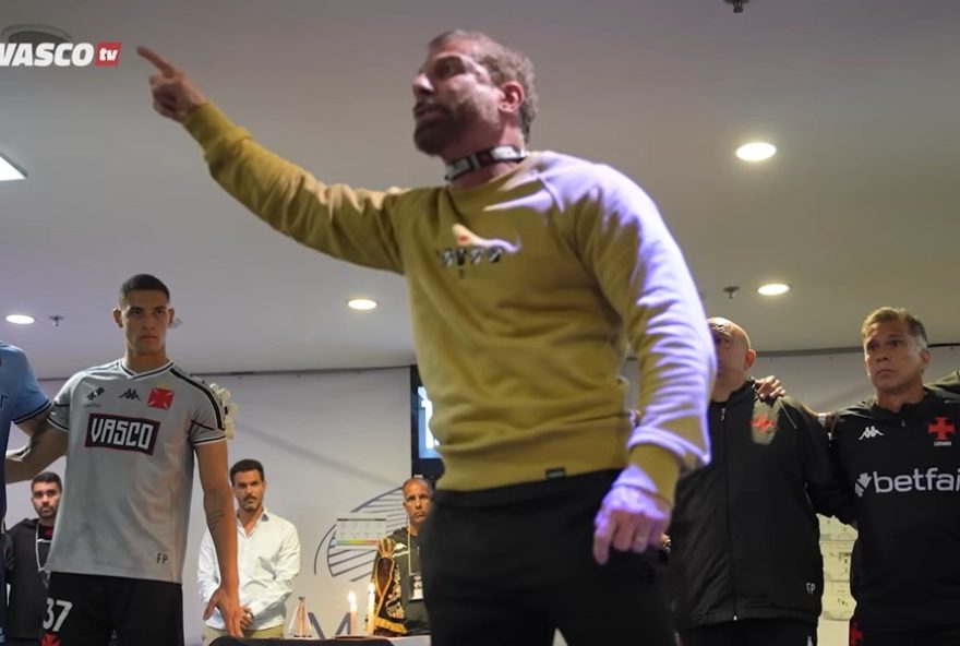 pedrinho2C-presidente-do-vasco2C-inflama-vestiario-em-discurso-motivacional-antes-de-classico-contra-o-fluminense2C-assista-ao-video