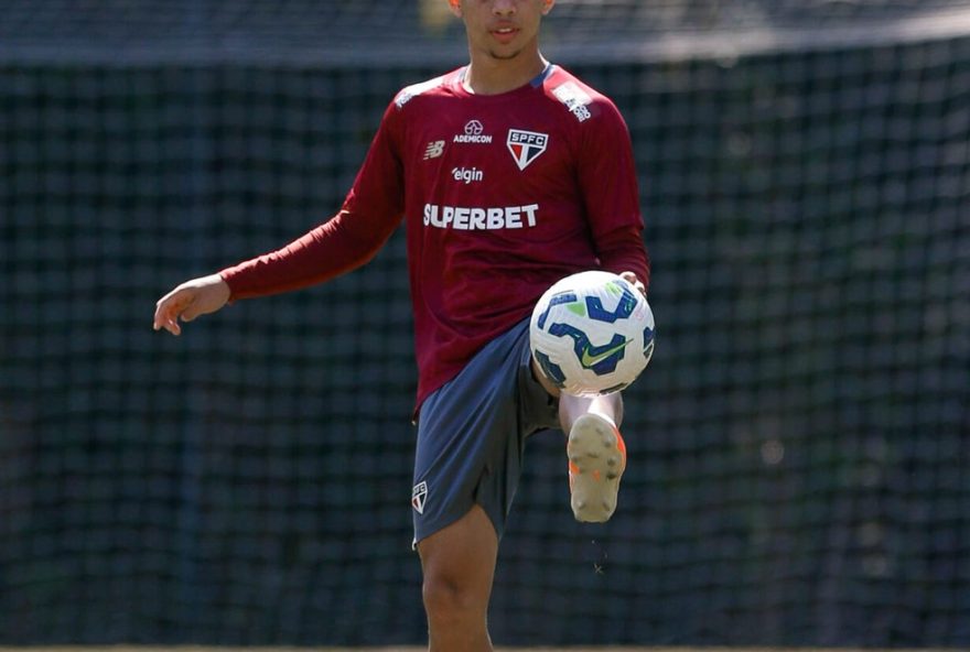 pedro-ferreira3A-o-jovem-talento-que-lidera-o-sub-20-do-sao-paulo-aos-18-anos