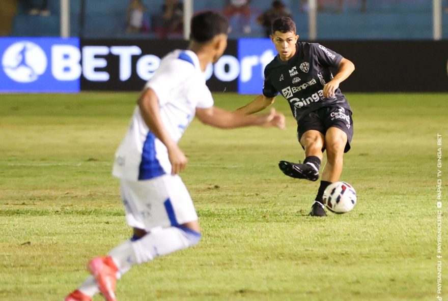 pedro-henrique-celebra-estreia-e-confianca-no-paysandu-na-serie-b pedro-henrique-celebra-estreia-e-confianca-no-paysandu-na-serie-b