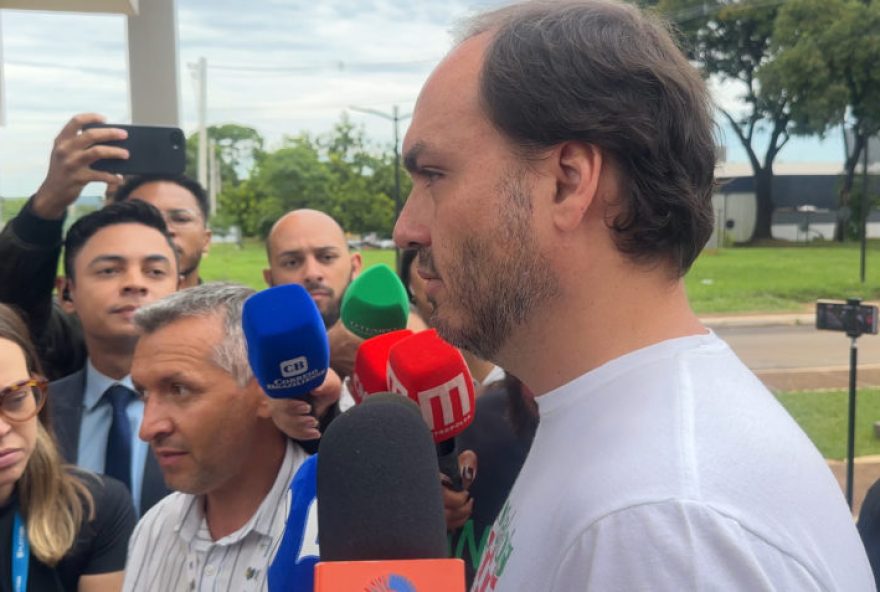 pericia-da-pf-de-lula-quase-levou-bolsonaro-a-morte2C-diz-carlos pericia-da-pf-de-lula-quase-levou-bolsonaro-a-morte2C-diz-carlos