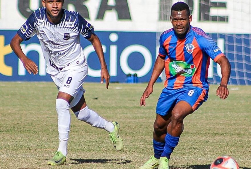perolas-negras-vence-duelo-crucial-contra-duque-de-caxias-na-serie-a2-do-carioca-e-adia-decisao-do-rebaixamento-para-ultima-rodada