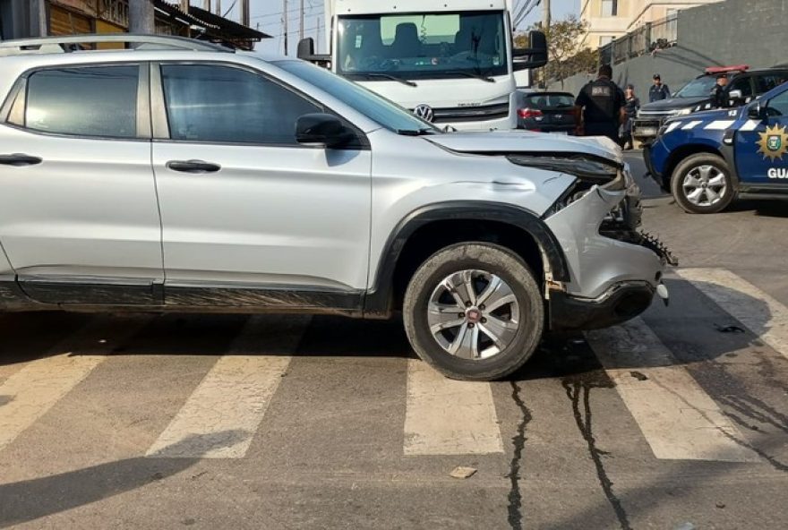 perseguicao-policial-resulta-em-colisao-com-seis-veiculos-e-quatro-feridos-em-campinas