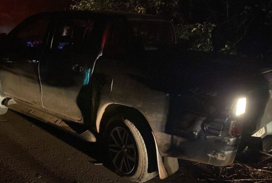 perseguicao-policial-termina-com-suspeito-baleado-em-percurso-de-80-km-no-oeste-do-parana perseguicao-policial-termina-com-suspeito-baleado-em-percurso-de-80-km-no-oeste-do-parana